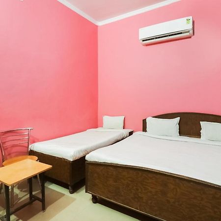 Spot On 61434 Sabri Barkat Hotel Roorkee Eksteriør billede