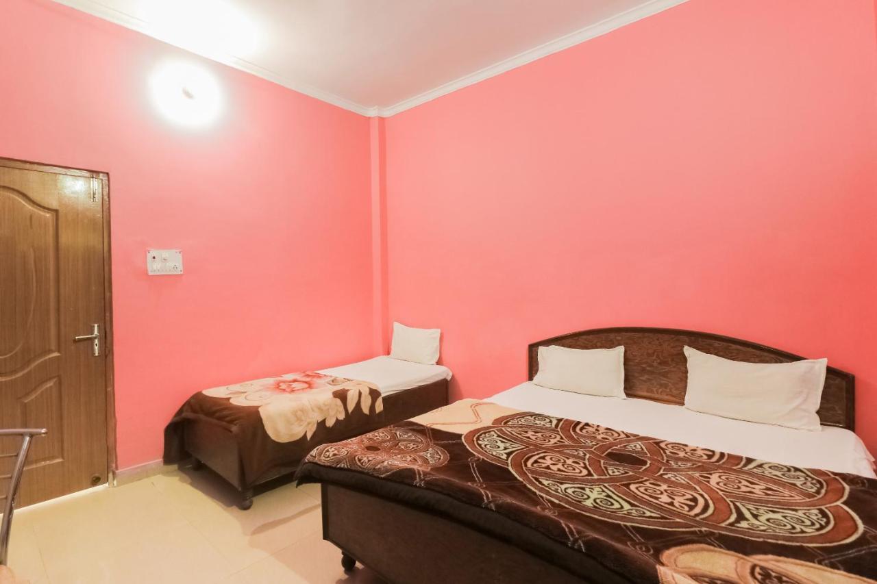 Spot On 61434 Sabri Barkat Hotel Roorkee Eksteriør billede