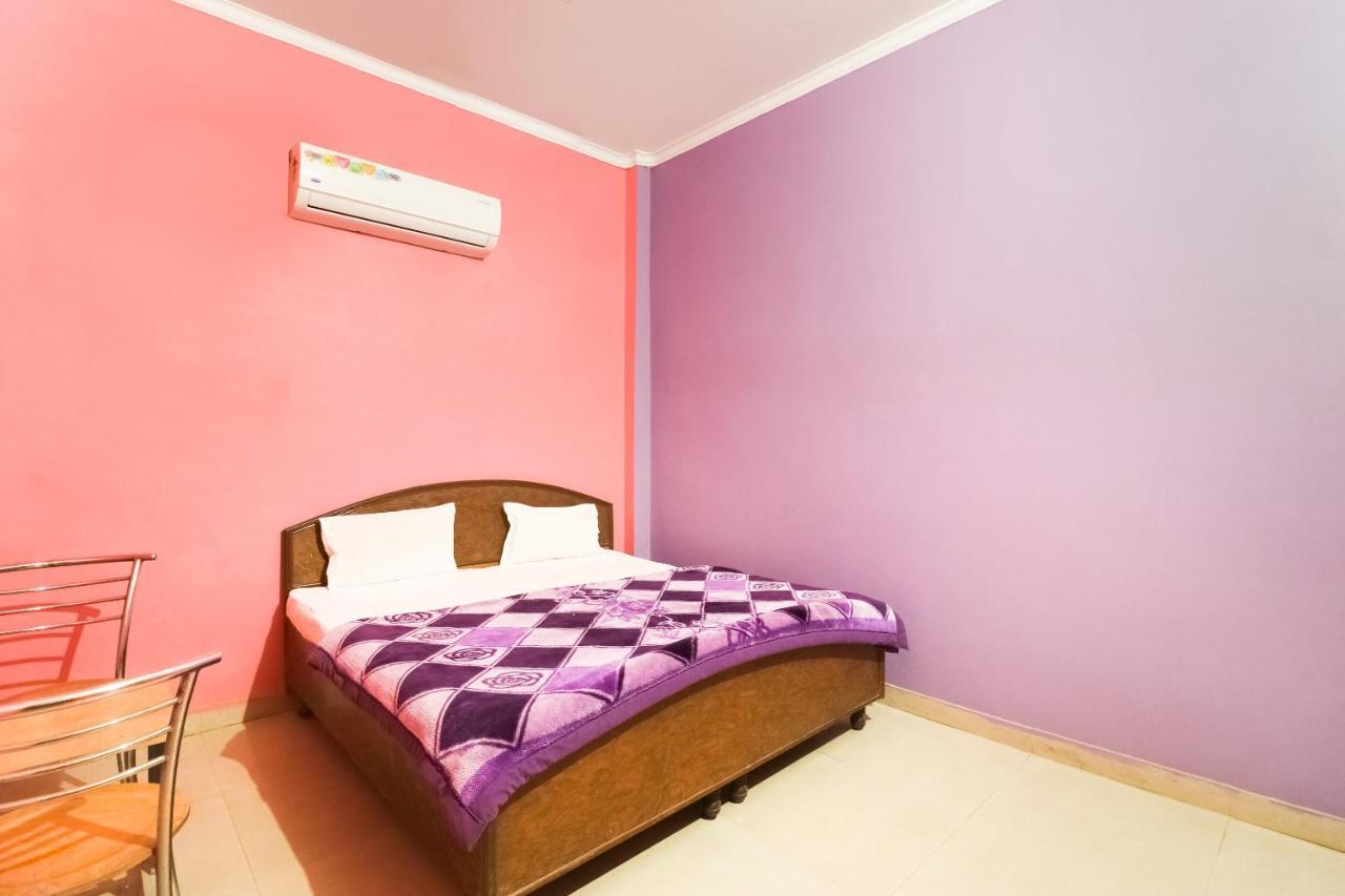 Spot On 61434 Sabri Barkat Hotel Roorkee Eksteriør billede